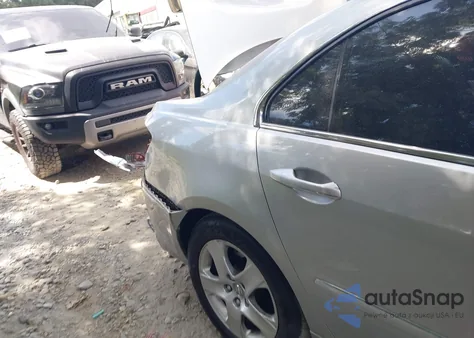 2007 Acura Rl 3.5 from USA, damaged, VIN JH4KB16677C003764